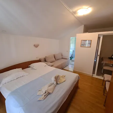 Apartments Lea Orebic Room photo