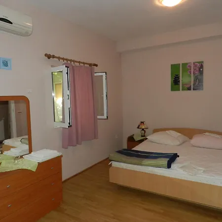 Apartments Lea Orebic Room photo