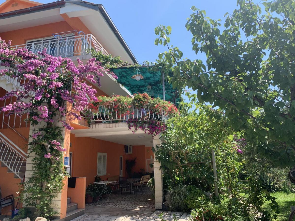 Apartman Lea